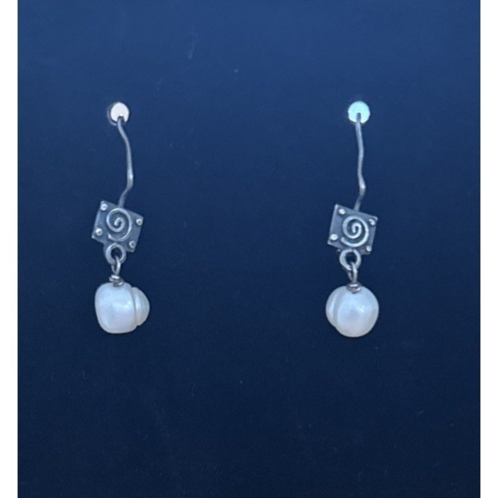 Authentic Sterling Silver & Pearl Earrings Genuiine candle hook earrings 1.25"